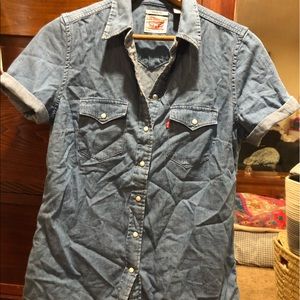 Levi’s jean shirt, xs, classic fit denim, EUC